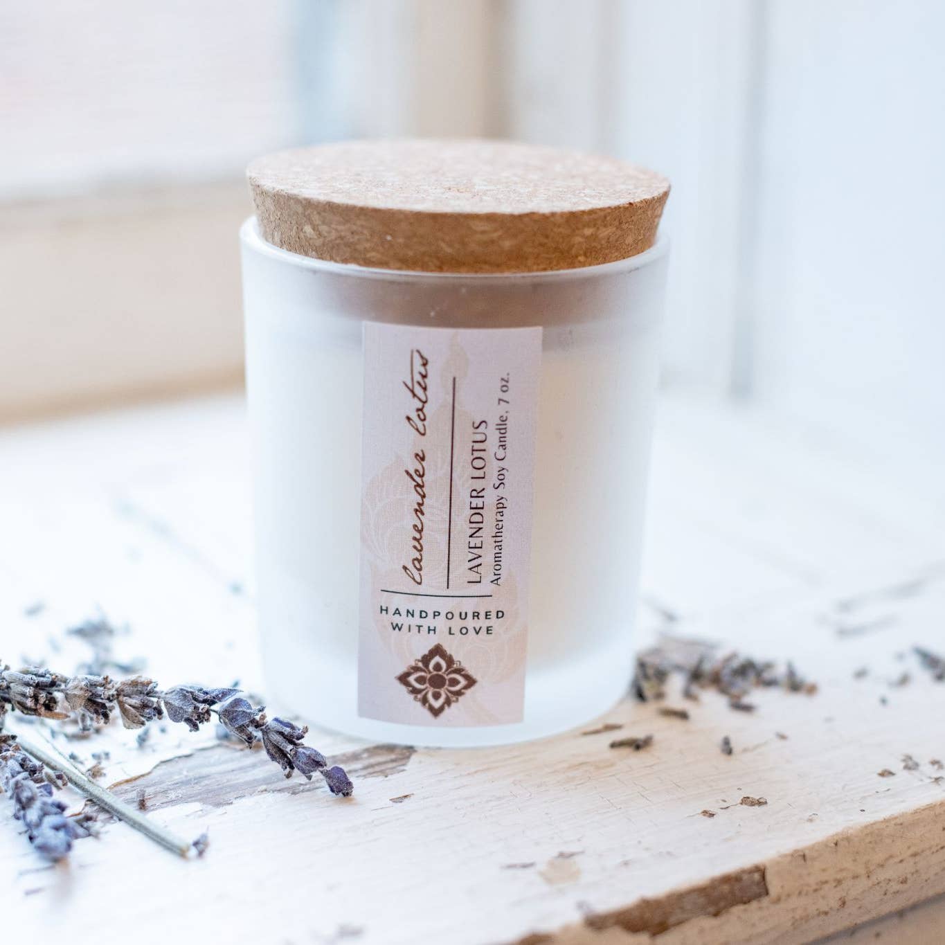 LavenderLotusAromatherapyOrganicEssentialOilCandle